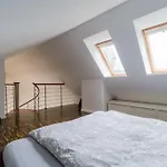 Ruhige Dachwohnung Mit Terrasse Mitte - Spacious Modern Rooftop Loft In Mitte