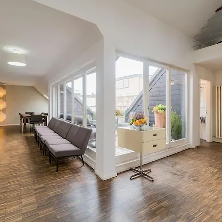 Ruhige Dachwohnung Mit Terrasse Mitte - Spacious Modern Rooftop Loft In Mitte *