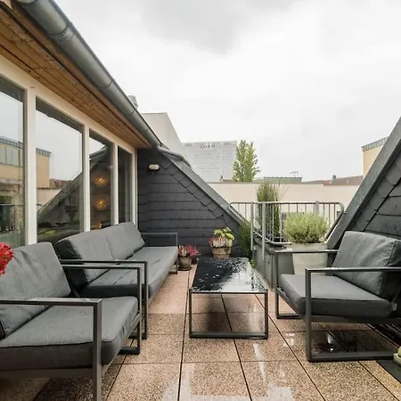 Ruhige Dachwohnung Mit Terrasse Mitte - Spacious Modern Rooftop Loft In Mitte