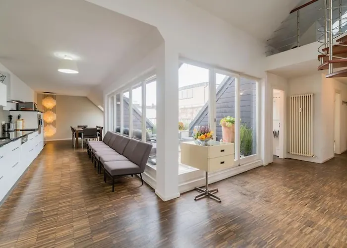 Ruhige Dachwohnung Mit Terrasse Mitte - Spacious Modern Rooftop Loft In Mitte *